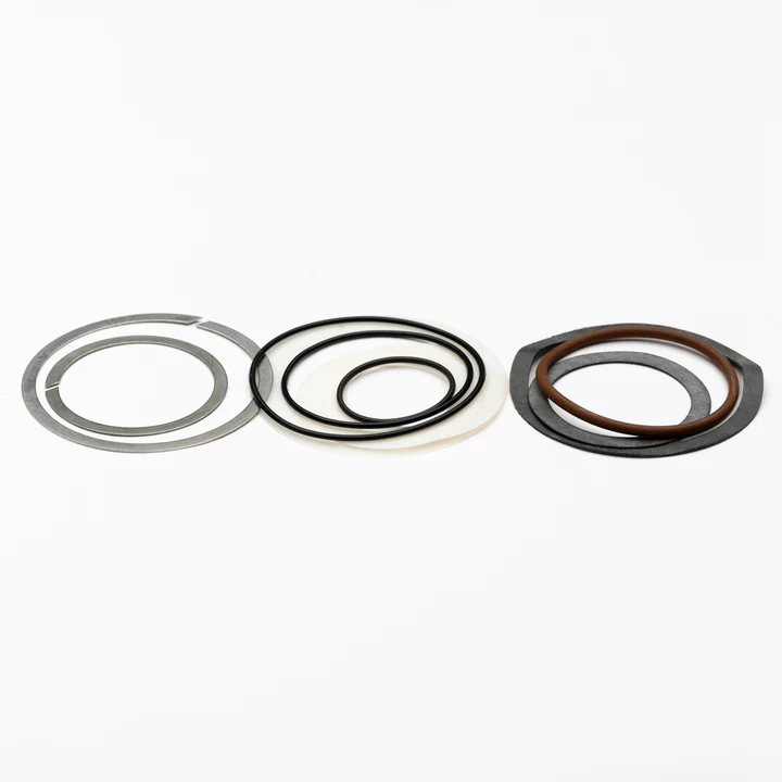 Chris King Seal and Snap Ring kit PHB536
